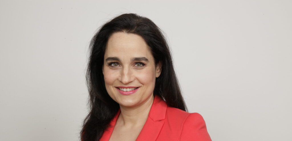 ChainlessLIFE Podcast Dr. Yael Adler - 350